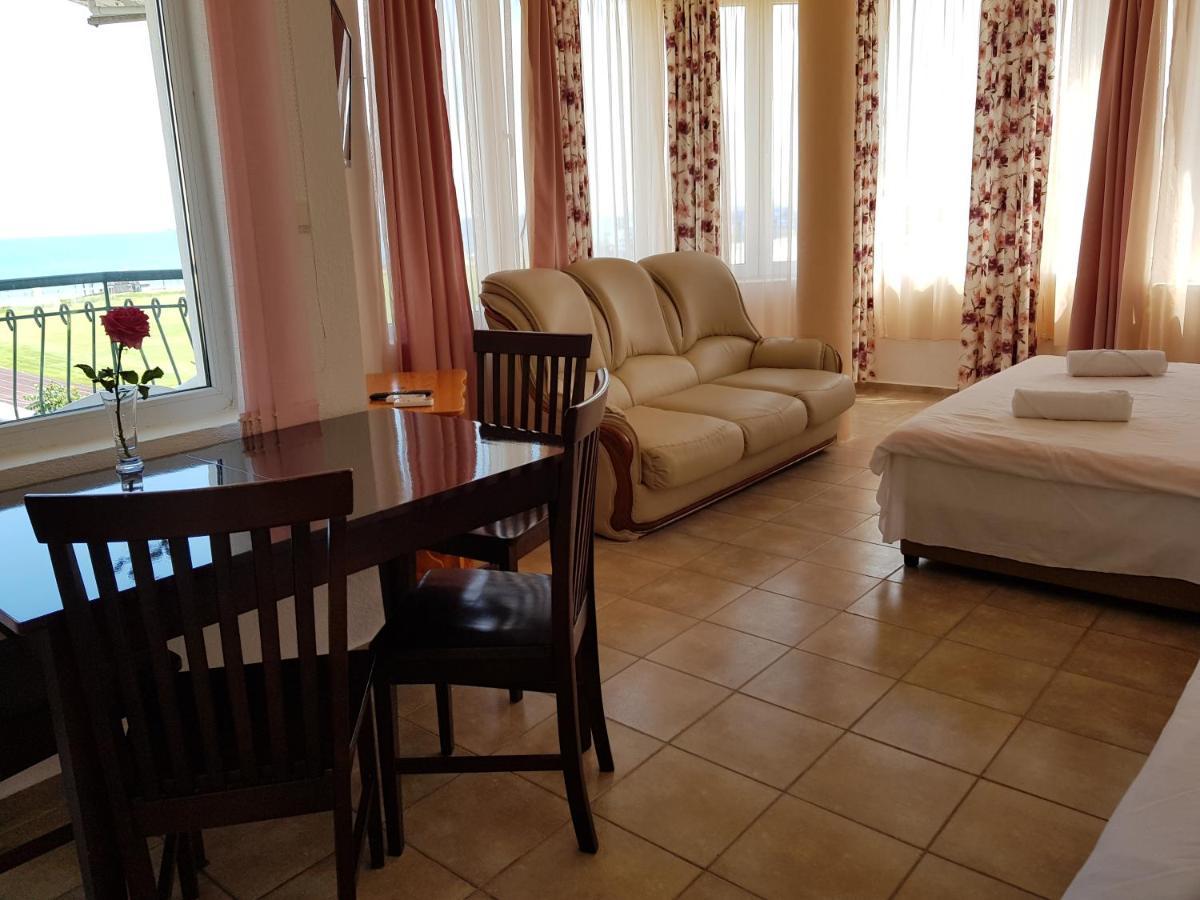 Sunny Island Obzor Hotel Bagian luar foto