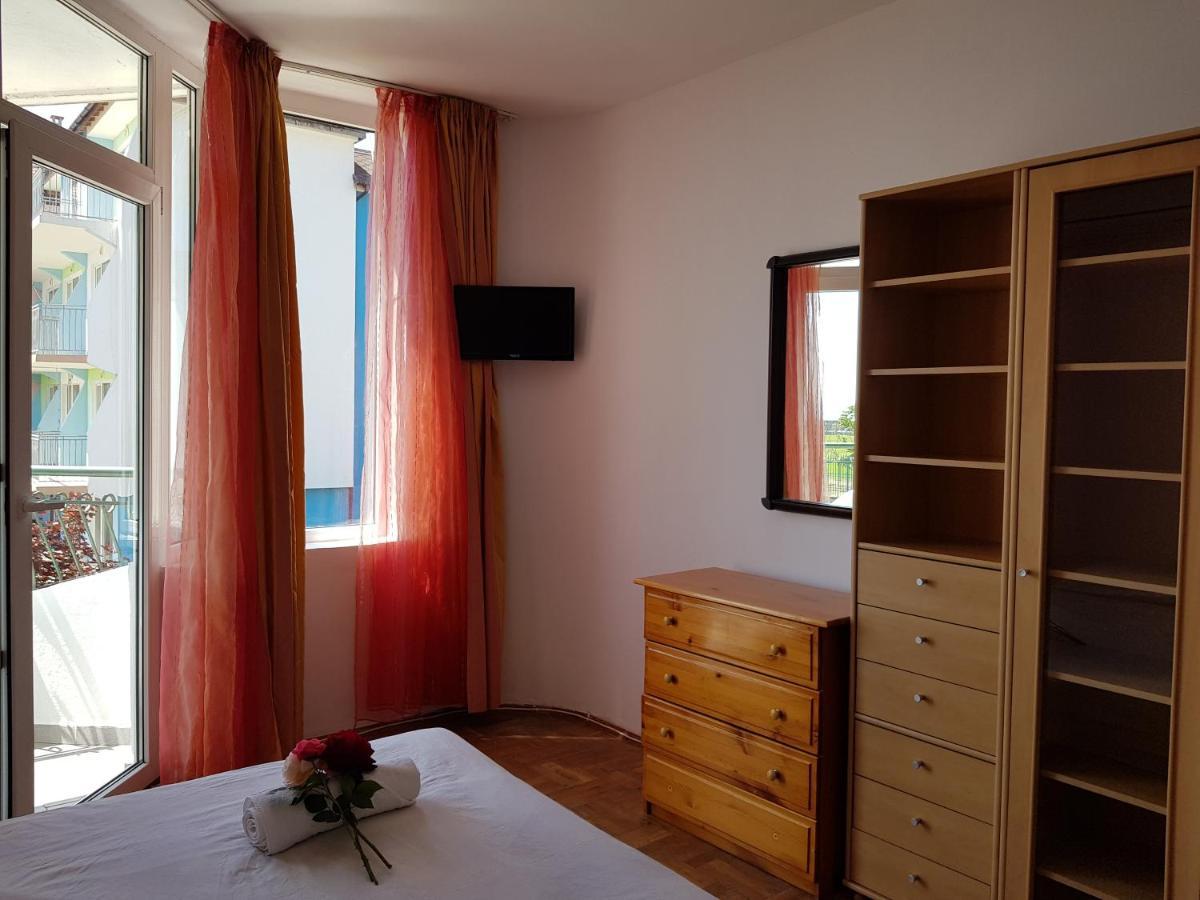 Sunny Island Obzor Hotel Bagian luar foto