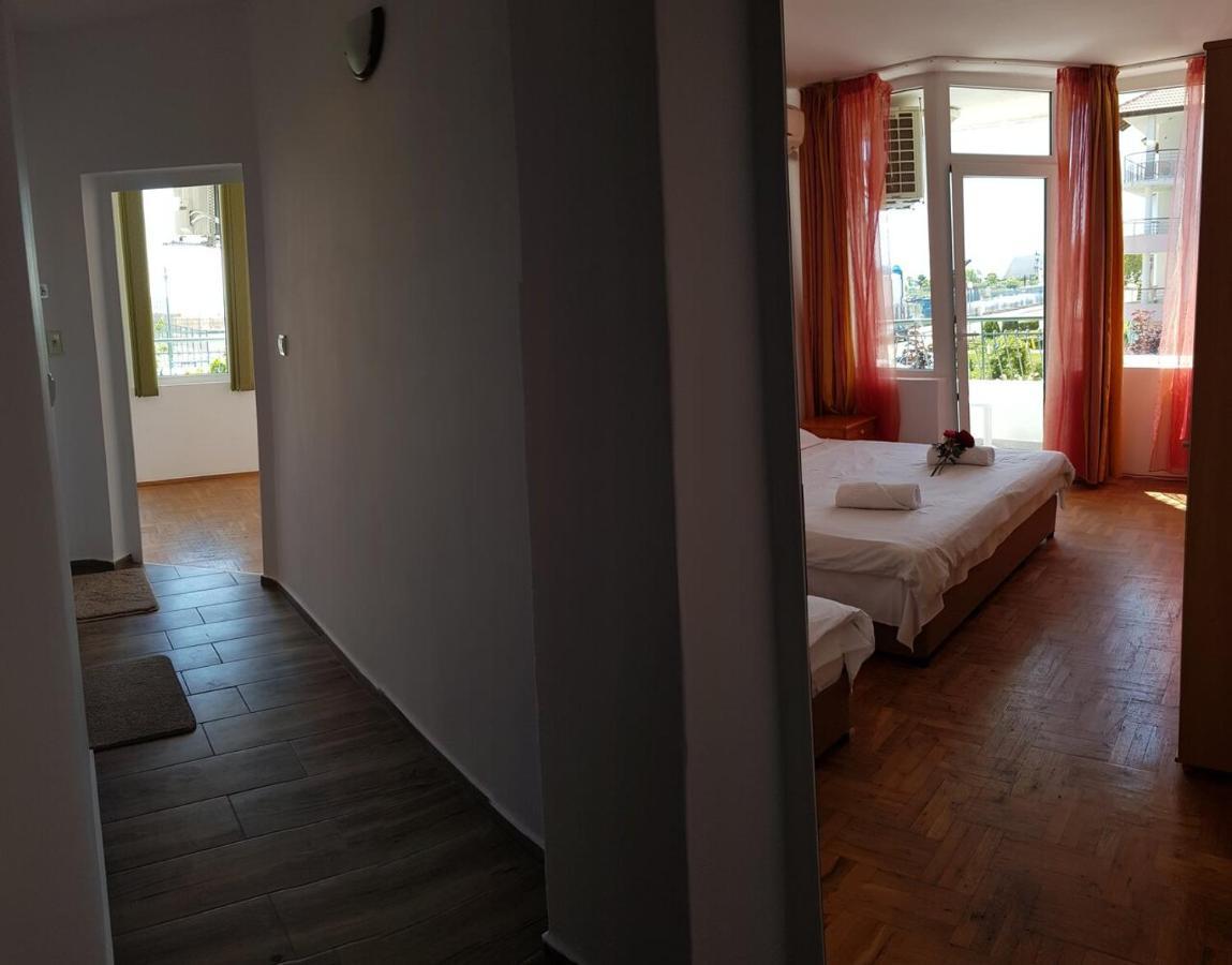 Sunny Island Obzor Hotel Bagian luar foto