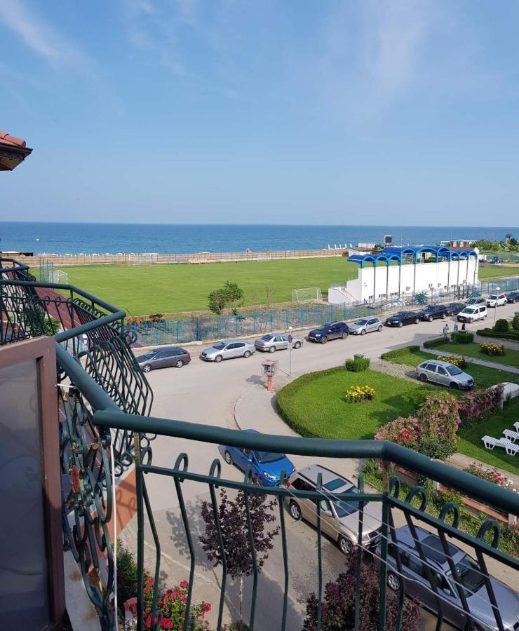 Sunny Island Obzor Hotel Bagian luar foto