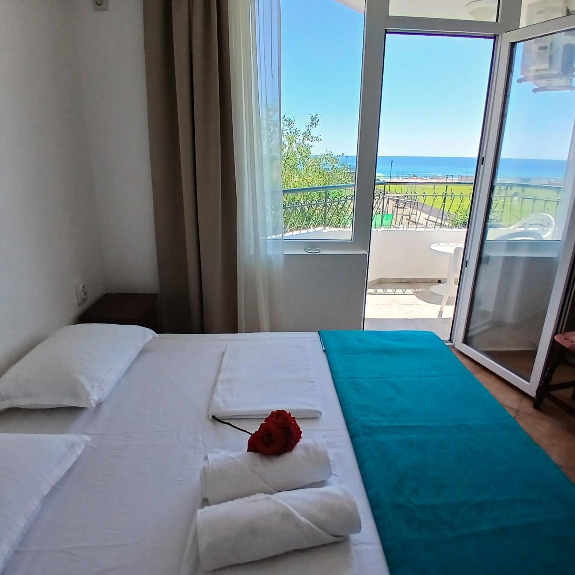 Sunny Island Obzor Hotel Ruang foto