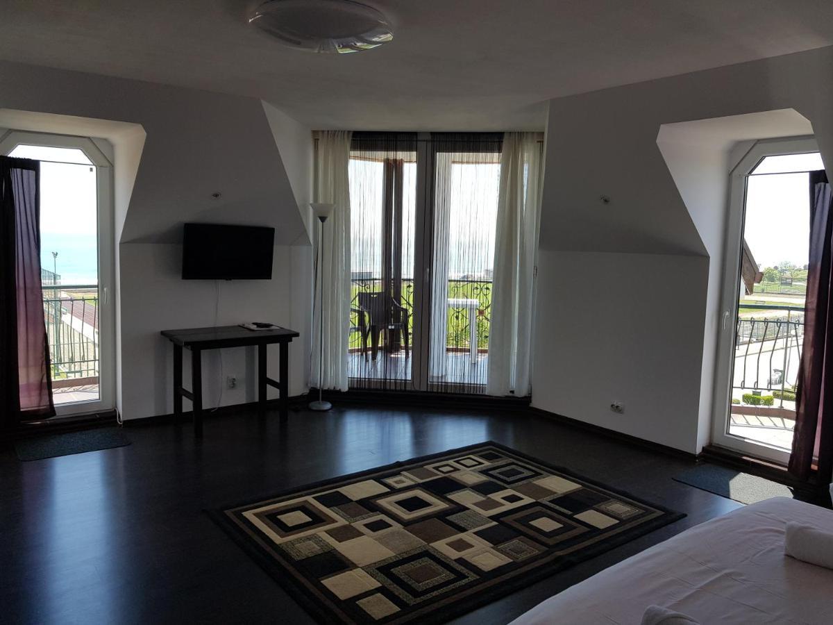 Sunny Island Obzor Hotel Bagian luar foto