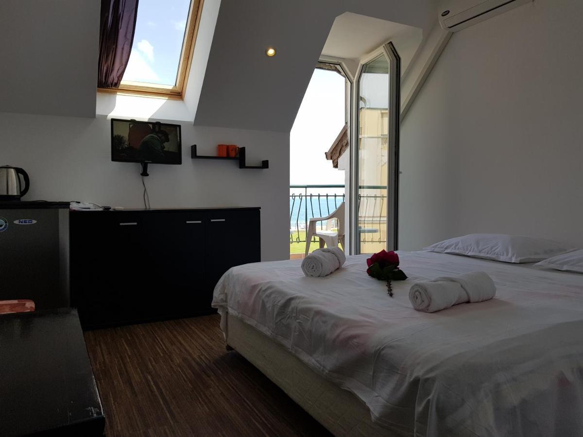 Sunny Island Obzor Hotel Bagian luar foto